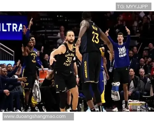 冲突升级！库里与教练发生激烈争执